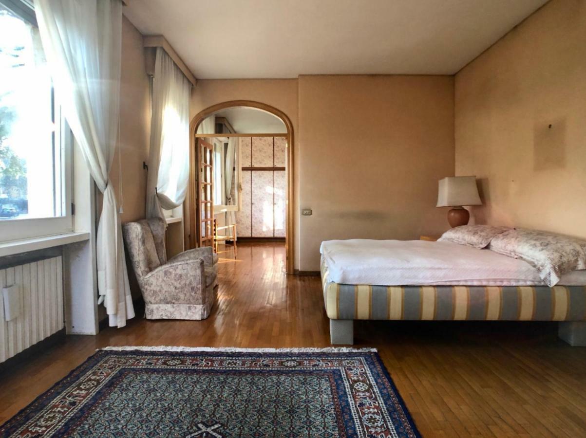 Alliata Bronner Villa Roma