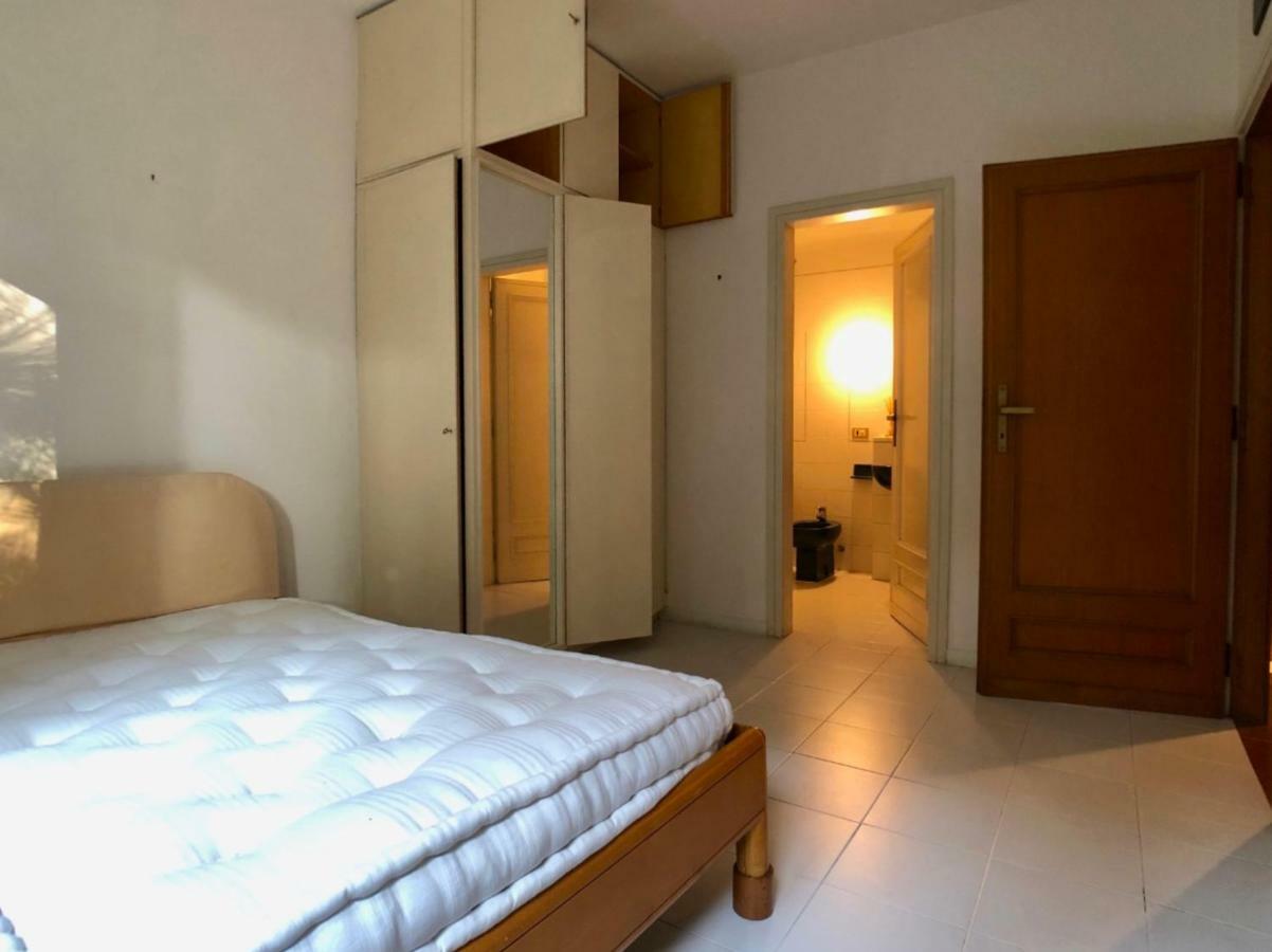 Alliata Bronner Villa Roma